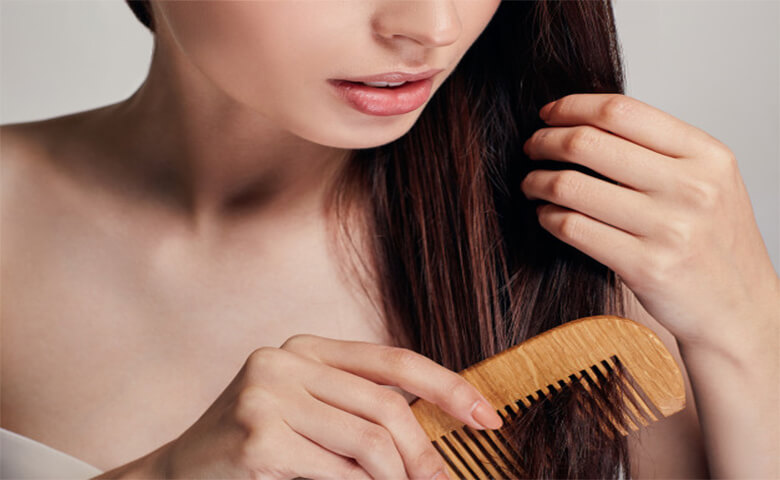Detangle Your Hair With The Use of a Wide-Toothed Comb 